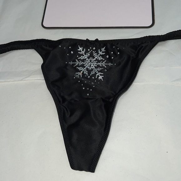 (L) Victoria's Secret Rhinestones Star VString Panty - Picture 1 of 14